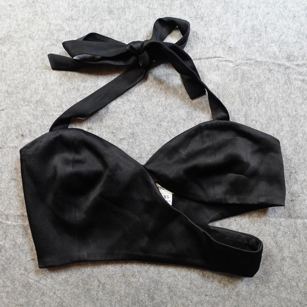 Kimberly Taylor Top‎ Womens Extra Small Cropped Black Satin Cut Out Tie Neck